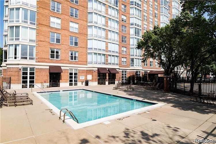 250 E Harbortown Dr #1011 Detroit, MI 48207 | MLS 20221024499 Photo 1
