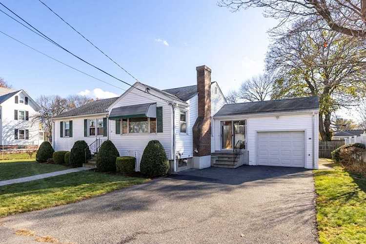 22 Elm Ave Woburn, MA 01801