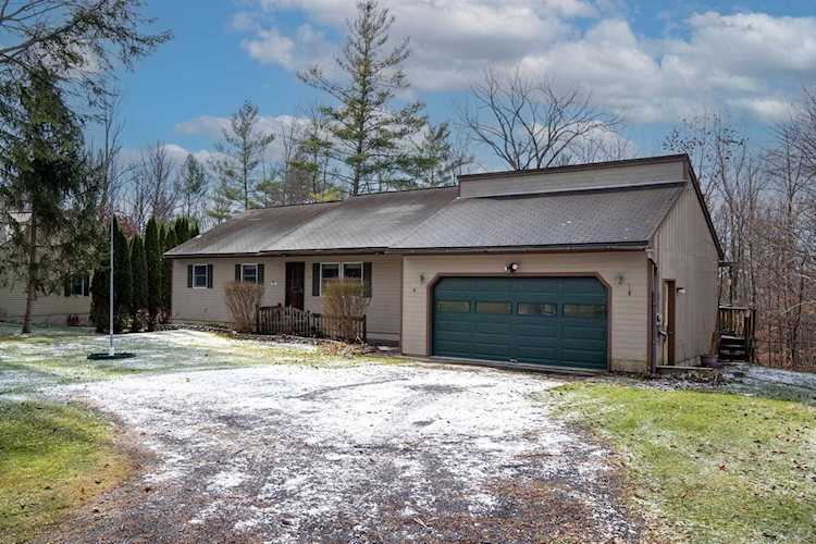 140 Duffy Dr Bennington, VT 05201