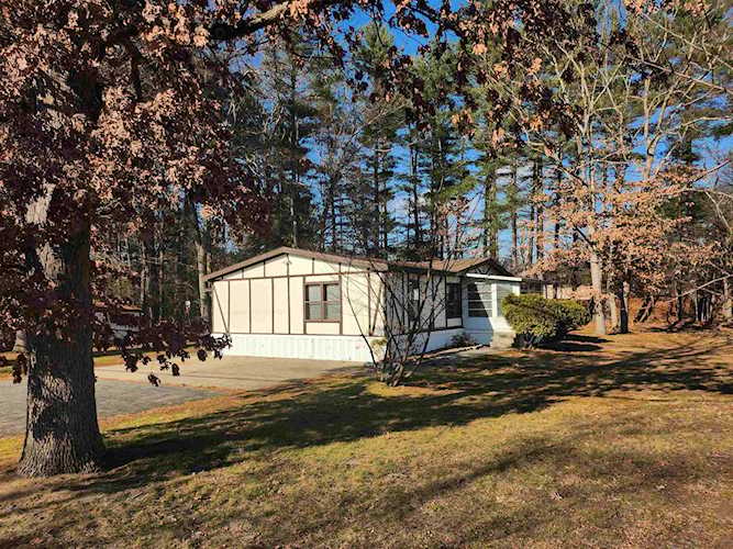1 Ann St Hollis, NH 03049