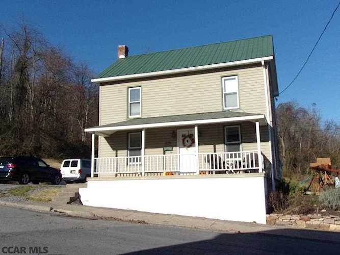130 N Walnut Street Lewistown, PA 17044 | home for sale | KBB Photo 1