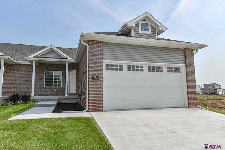 5834 S 93rd St Lincoln, NE 68526