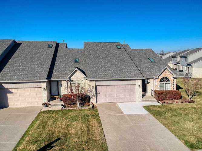 15945 E View Dr Macomb, MI 48044