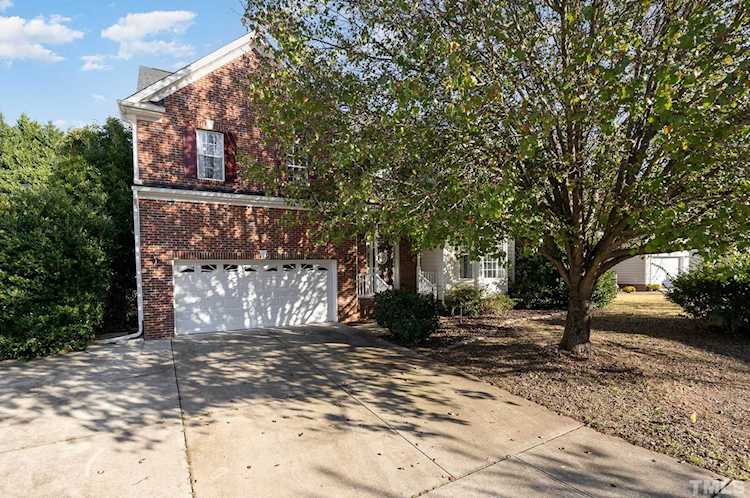 3008 Dawnbrook Drive Raleigh, NC 27604