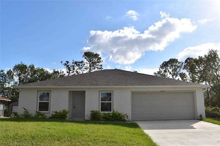 23287 Burlingame Ave Port Charlotte, FL 33980