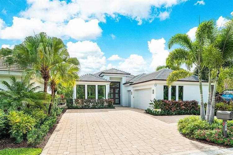 3370 W Degas Drive Palm Beach Gardens, FL 33410