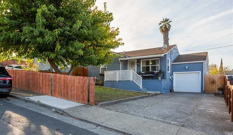 493 Woodrow Avenue Vallejo, CA 94591