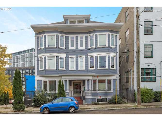 1714 NW Couch ST #11 Portland, OR 97209