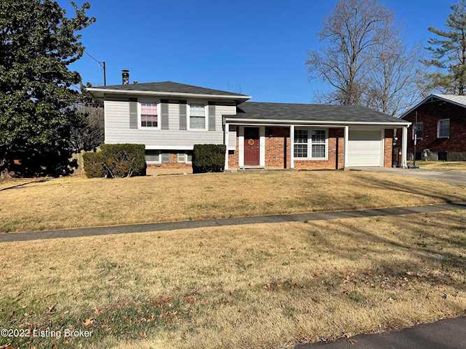 12221 Crosswinds Dr Louisville, KY 40243