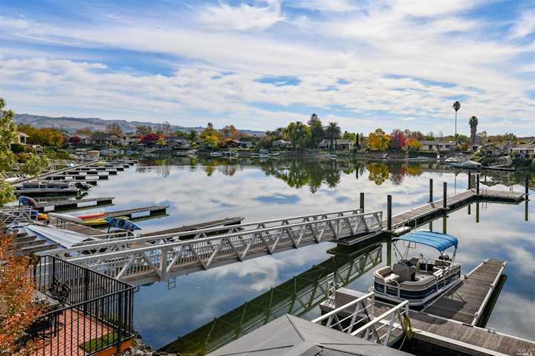 977 Marina Drive Napa, CA 94559