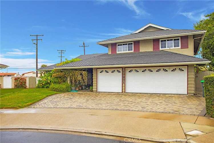 13831 Palace Way Tustin, CA 92780