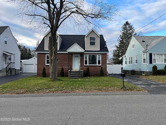 107 Frederick Ave Albany, NY 12205