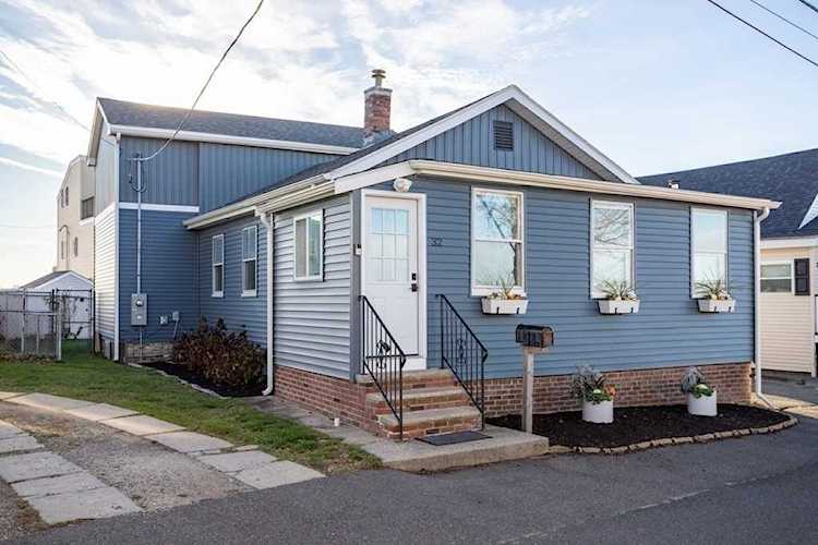 32 Putnam Road Revere, MA 02151