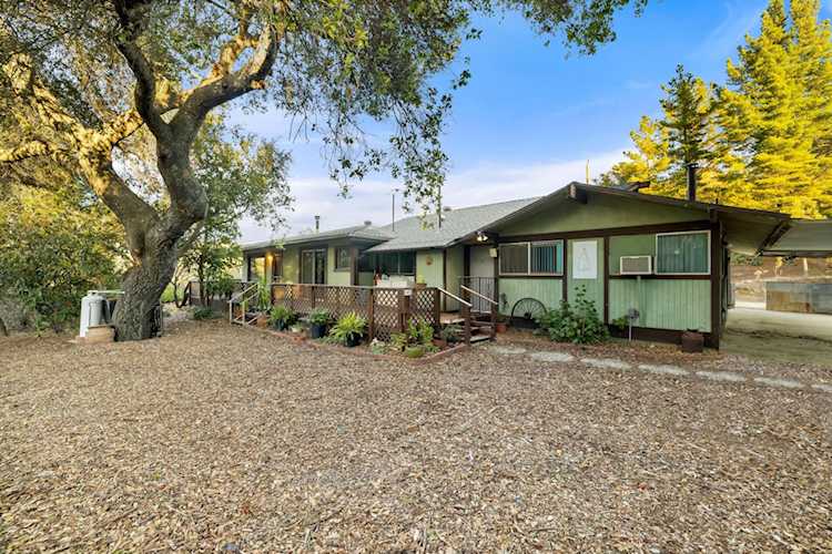 6572 Stagecoach Rd Santa Barbara, CA 93105