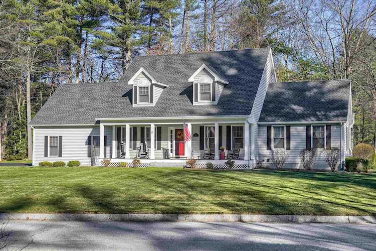 11 Taconic Dr Amherst, NH 03031