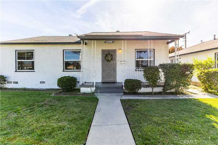 11348 Rosecrans Ave Norwalk, CA 90650