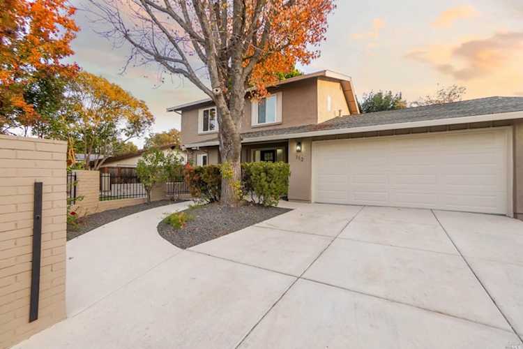 112 Cheyenne Drive Vacaville, CA 95688