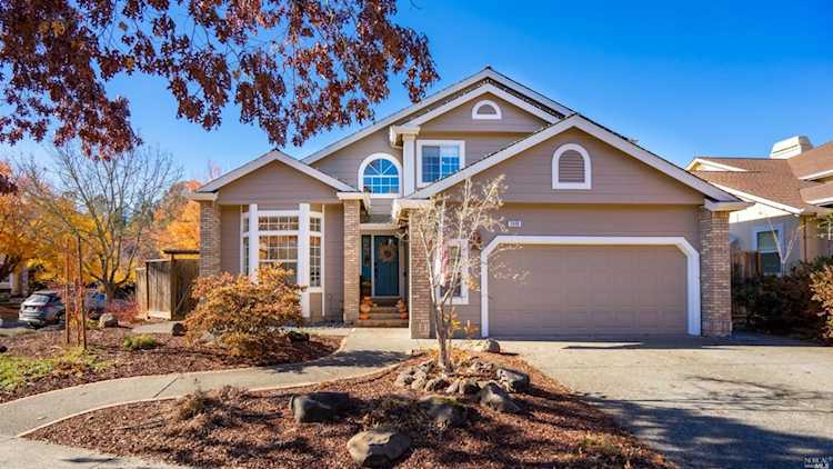 2490 Creek Meadow Drive Santa Rosa, CA 95404