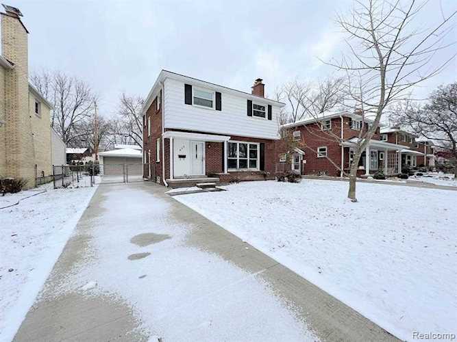 625 N Selfridge Clawson, MI 48017
