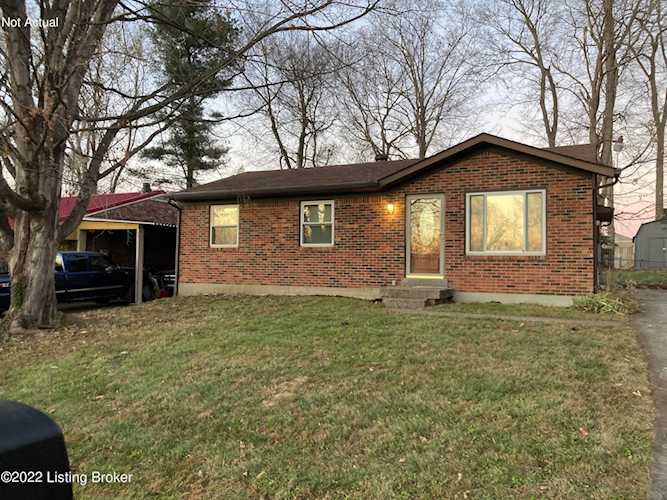 4717 John Law Ct Louisville, KY 40272