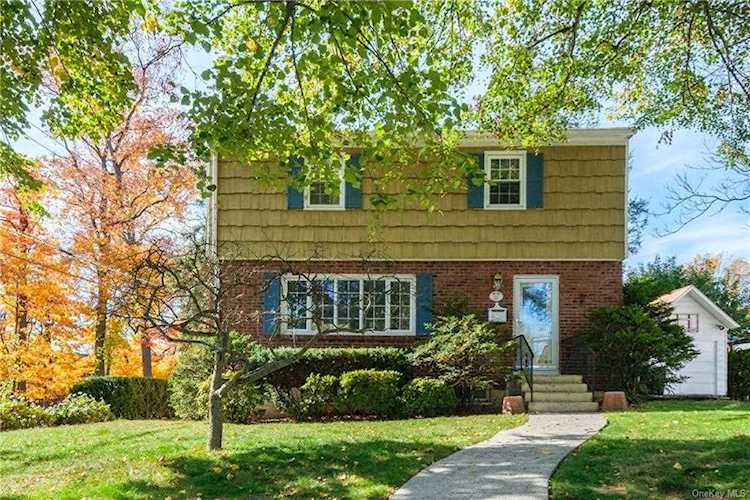 707 Pelhamdale Avenue Pelham, NY 10803