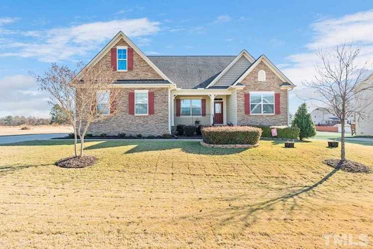 8201 Big Sundrop Lane Willow Spring(S), NC 27592