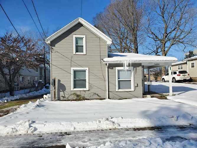 433 W Ferry St Berrien Springs Vlg, MI 49103