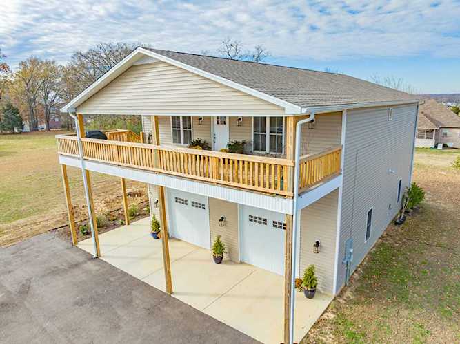 3365 Woodbury Hwy Manchester, TN 37355