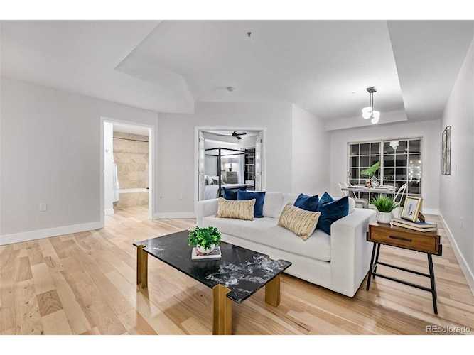 925 N Lincoln St Denver, CO 80203