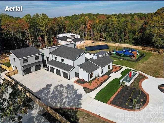 15700 Youngblood Rd Charlotte, NC 28278