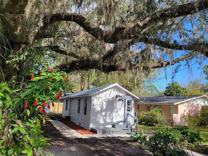 2140 NE 7th PLACE Gainesville, FL 32641
