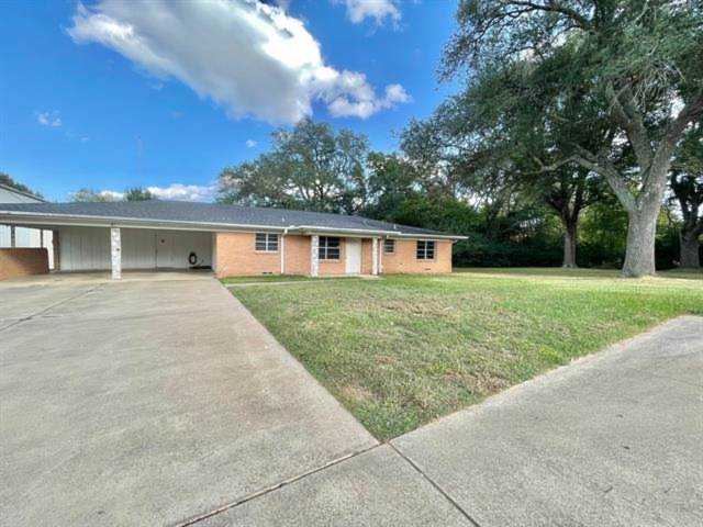 1810 E SH 31 Kilgore, TX 75662