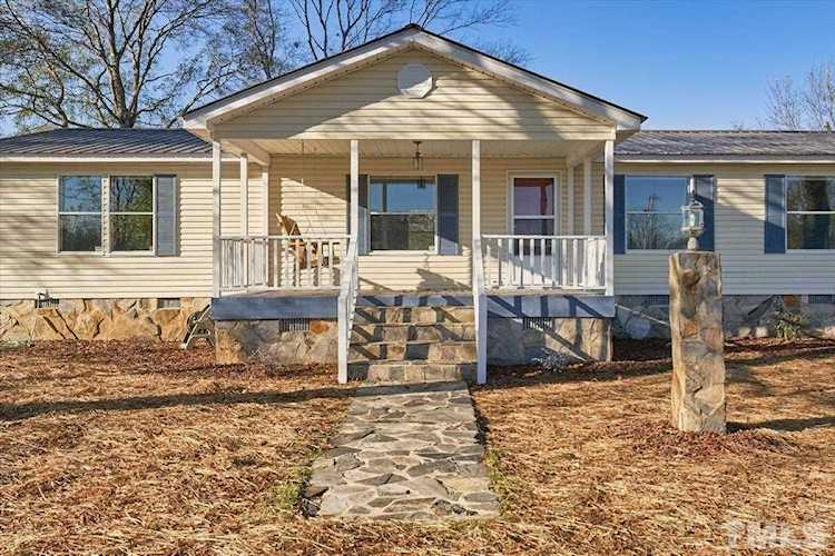 572 Purvis Farm Road Robbins, NC 27325