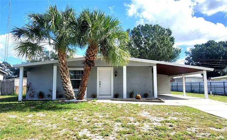 8501 Foxcroft Dr Tampa, FL 33615
