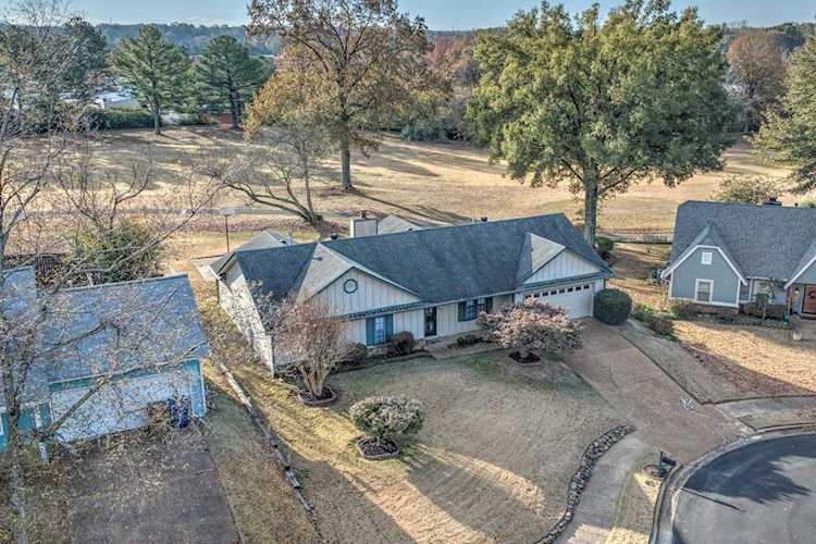 8985 Breckenridge Cv Lakeland, TN 38002