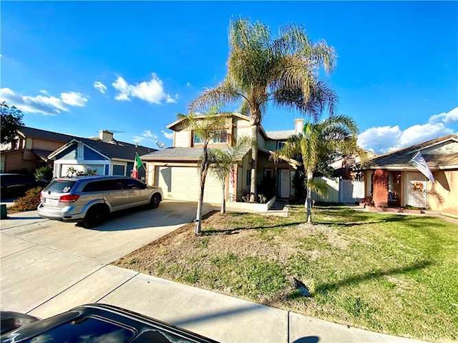1915 W Quartermaster St Colton, CA 92324