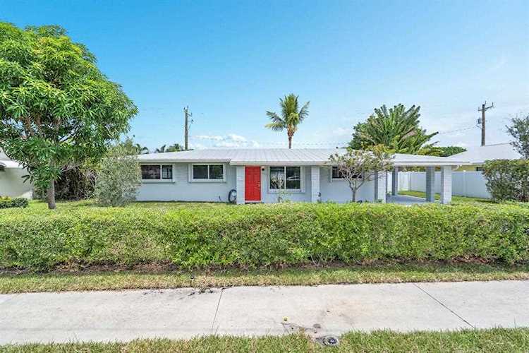 4840 NW 2nd Court Boca Raton, FL 33431