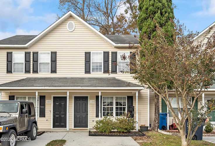 120 Croatan Court Jacksonville, NC 28546 | MLS 100359466 Photo 1