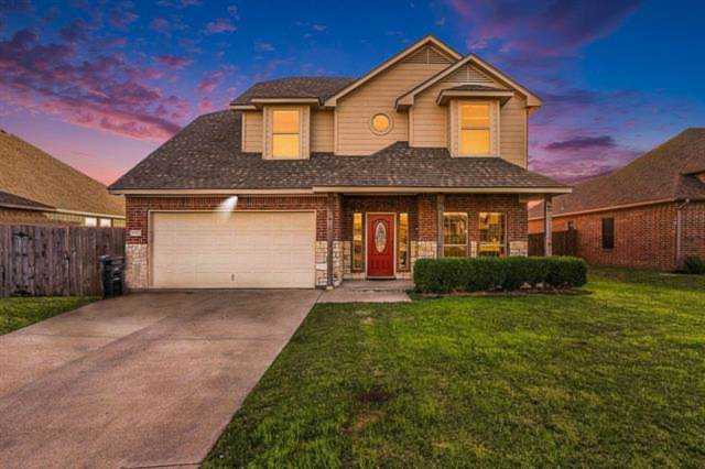 1725 Lakeway Drive Cleburne, TX 76033