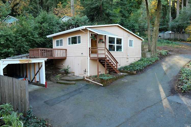 10343 Woodside Drive Forestville, CA 95436 | MLS 322101215 Photo 1