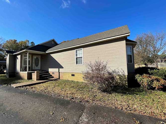 1390 64 Hwy Adamsville, TN 38310