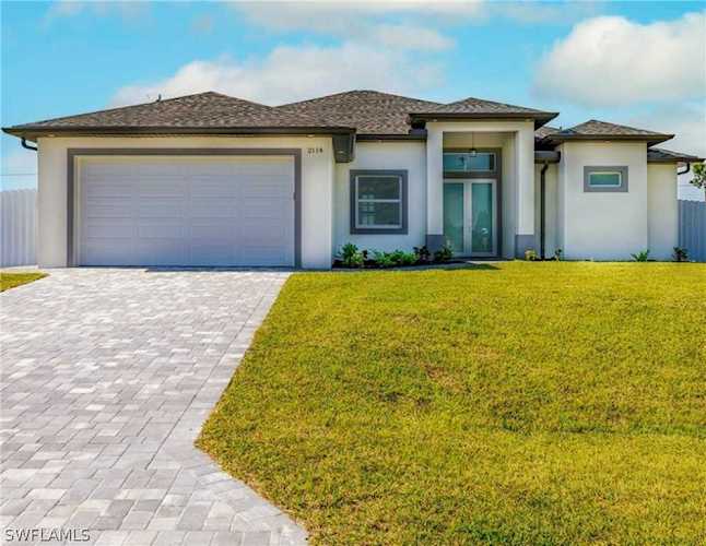 2114 NE 6th Place Cape Coral, FL 33909