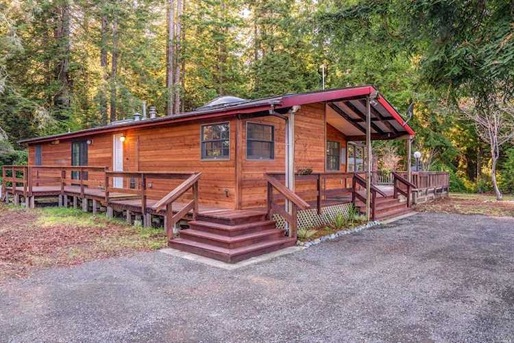 43301 Caspar Little Lake Road Mendocino, CA 95460