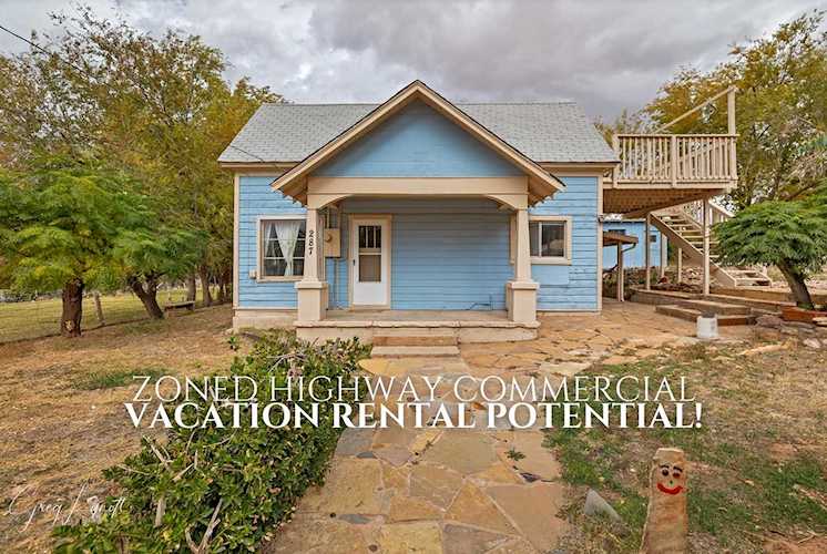 287 E 200 N Hurricane, UT 84737
