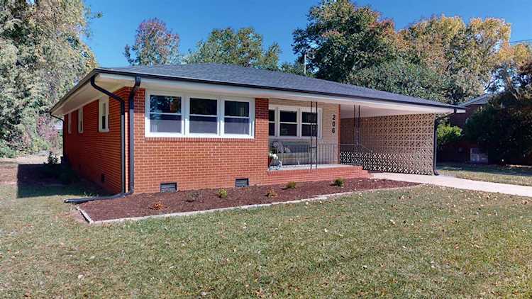 206 Whitley Drive Smithfield, NC 27577