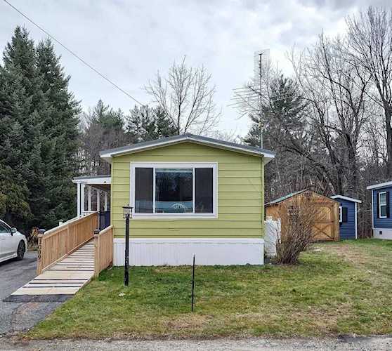 1009 Camelot Dr Exeter, NH 03833