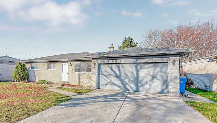 13763 Grey Ave Warren, MI 48089