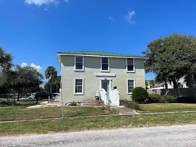 902 4th ST N Jacksonville Beach, FL 32250