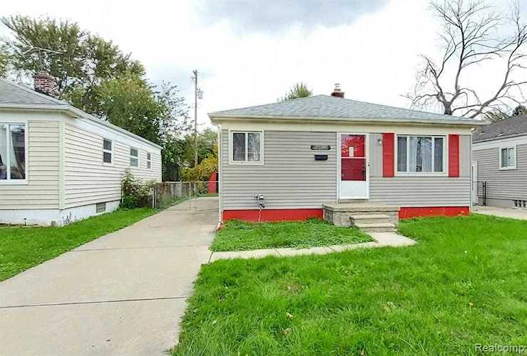 23094 Donald Eastpointe, MI 48021