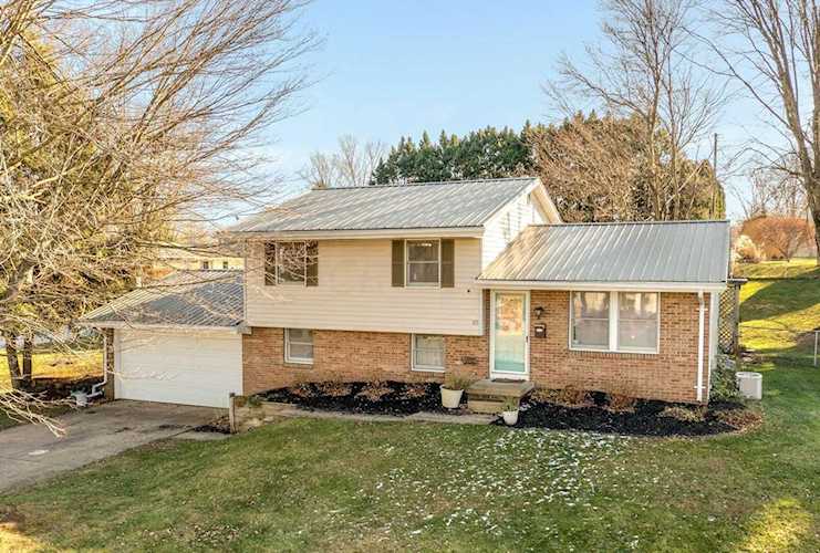 115 Essex Circle Lexington, OH 44904